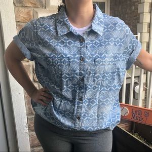 Forever 21 Aztec Print Button Down Shirt